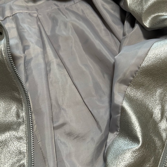 Sharon Young Faux Leather Metallic Silver Bomber Jacket - Picture 10 of 10